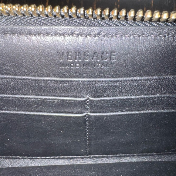 Versace Black and Gold Baroque Satchel with Matching Zip Around Wallet - Picture 16 of 16